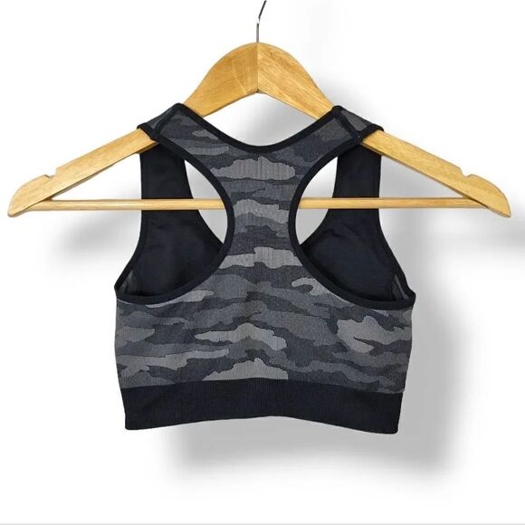 NEW Avia Activewear Women's Medium Support Sports Bra in Black Camo Size Small - Picture 4 of 12